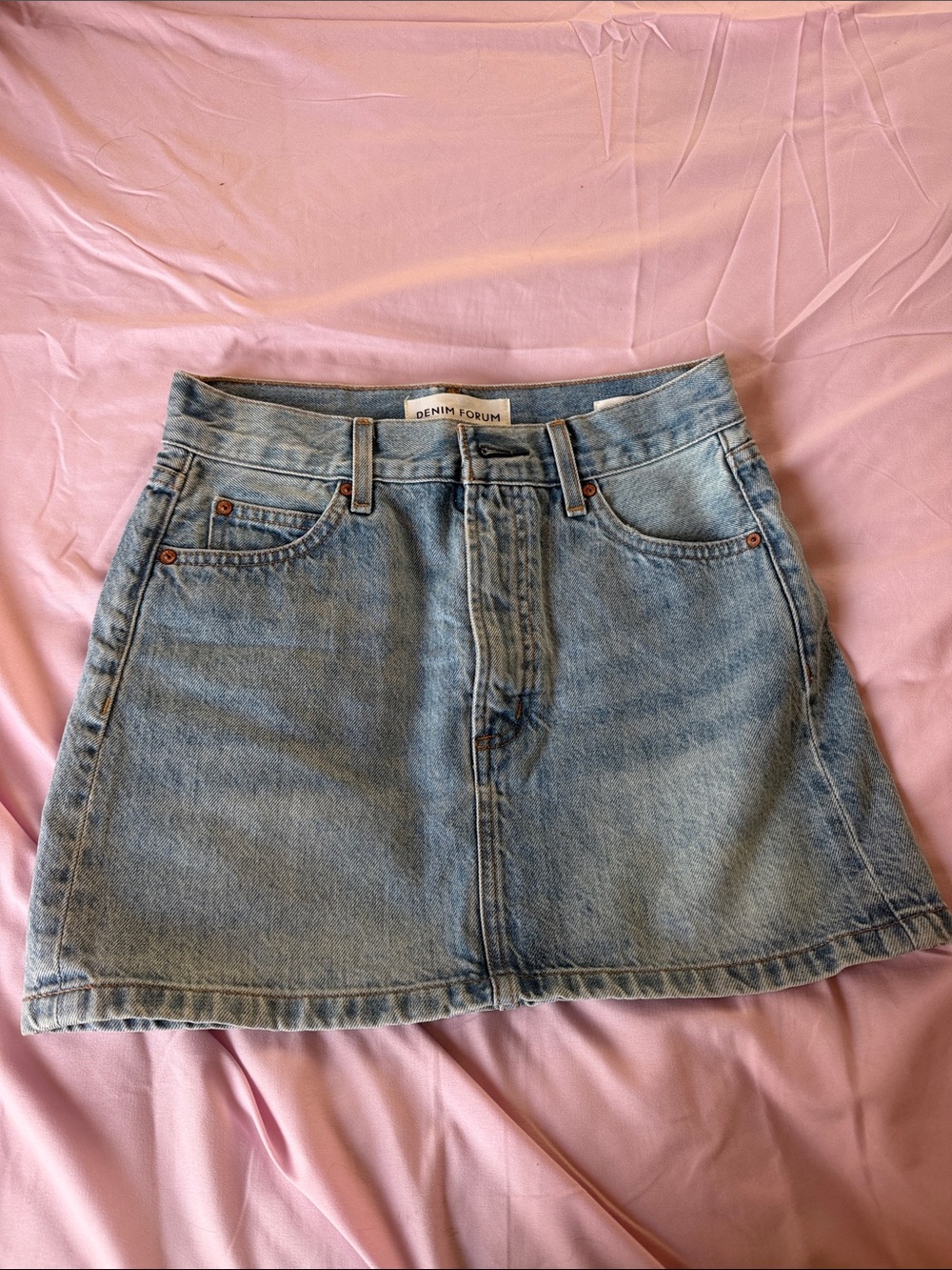 Aritzia mini skirt